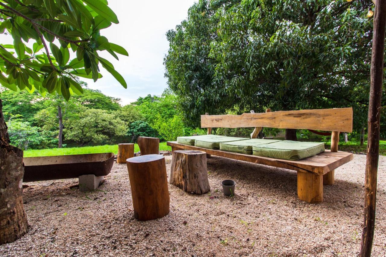 Playa Negra Latica Lodge מראה חיצוני תמונה