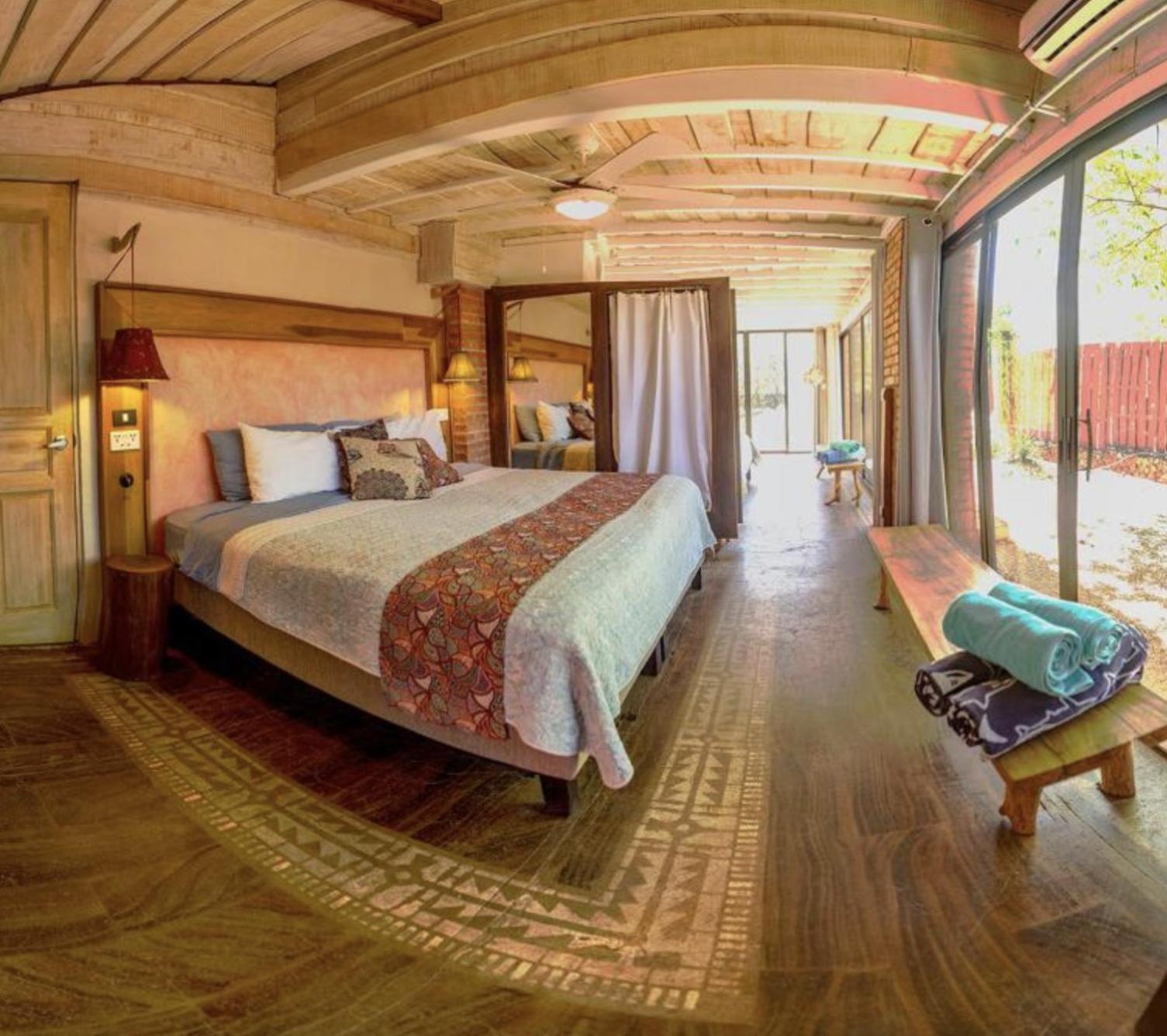 Playa Negra Latica Lodge מראה חיצוני תמונה